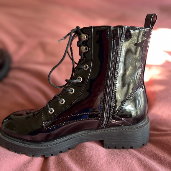 Steve Madden combat boots size 5 patent leather - Picture 3 of 5